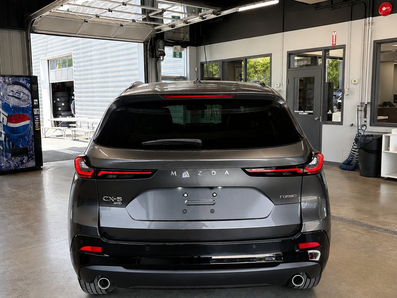 2026 MAZDA CX-5 GT TI Machine Grey Metallic Châteauguay - photo #3