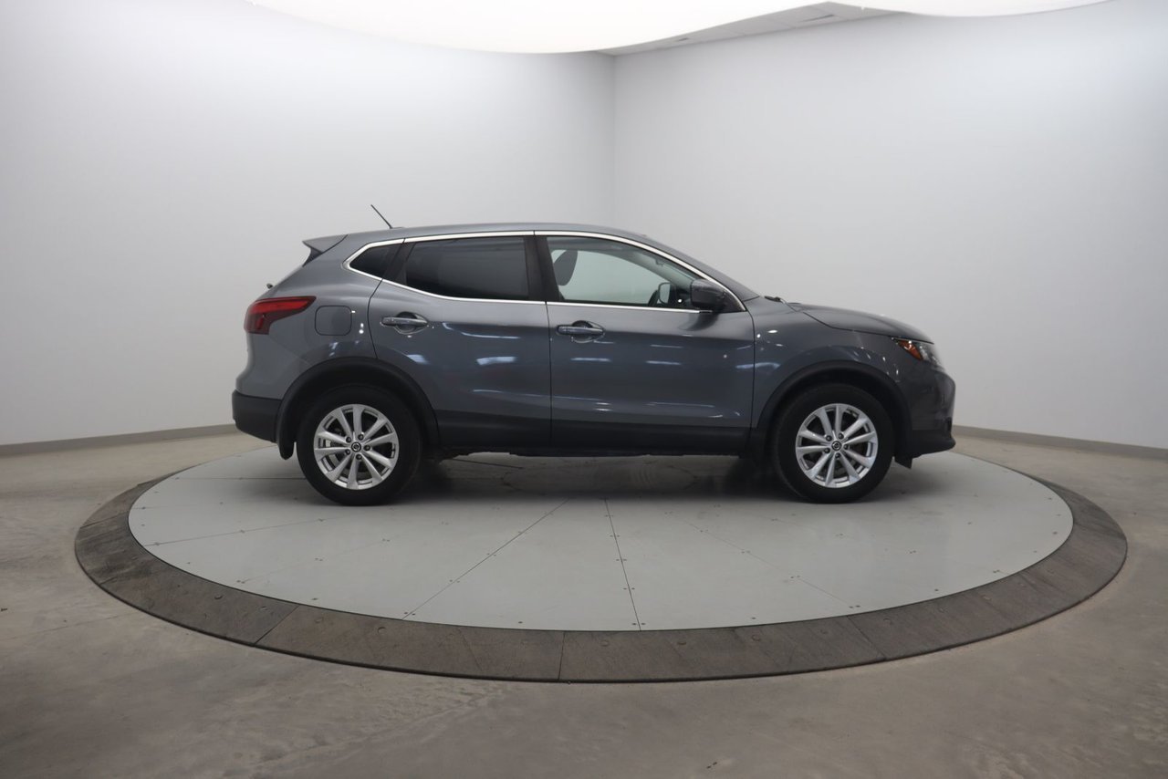 Nissan Qashqai NIV JN1BJ1CR8KW323995 2019 Noir Chicoutimi - photo #2