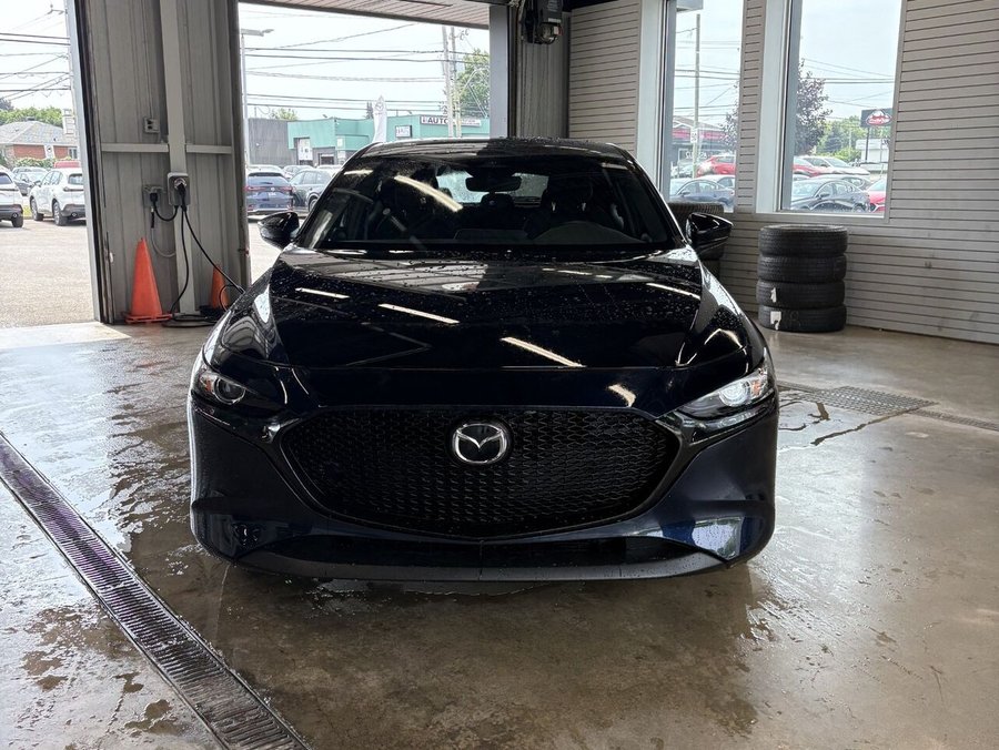 MAZDA Mazda3 Sport 2026 2026 Bleu cristal foncé mica