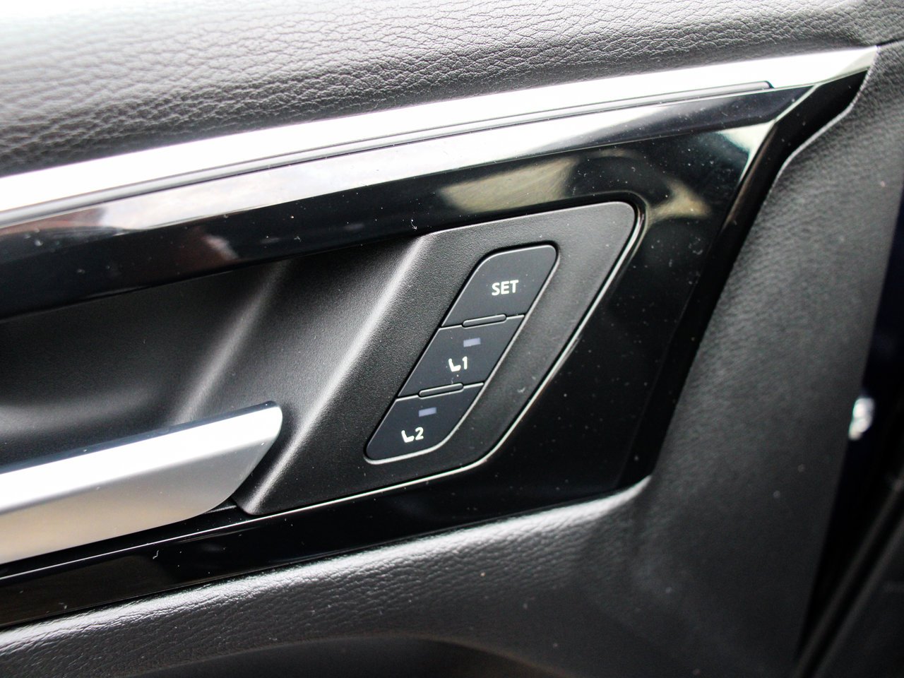 2024 Mitsubishi Outlander GT S-AWC Blue Sherwood Park - photo #15