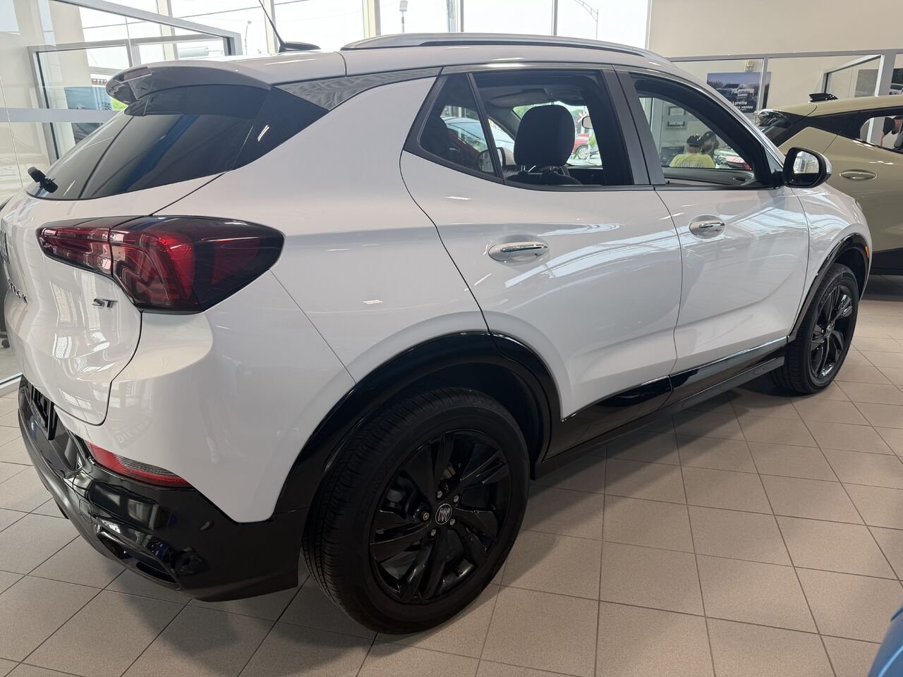 BUICK ENCORE GX SPORT TOURING Tourisme sport 4 portes TI 2024 Blanc Ottawa & Gatineau - photo #12