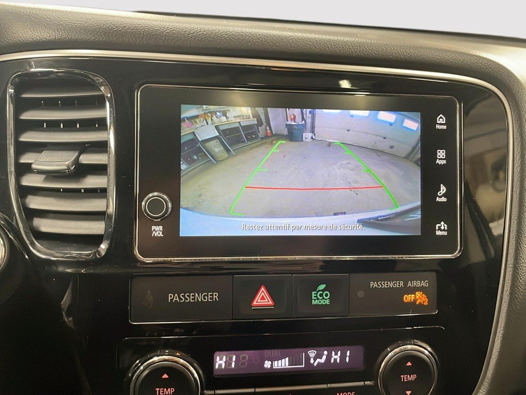2018 Mitsubishi Outlander Plug-In Hybrid White Amos - photo #18