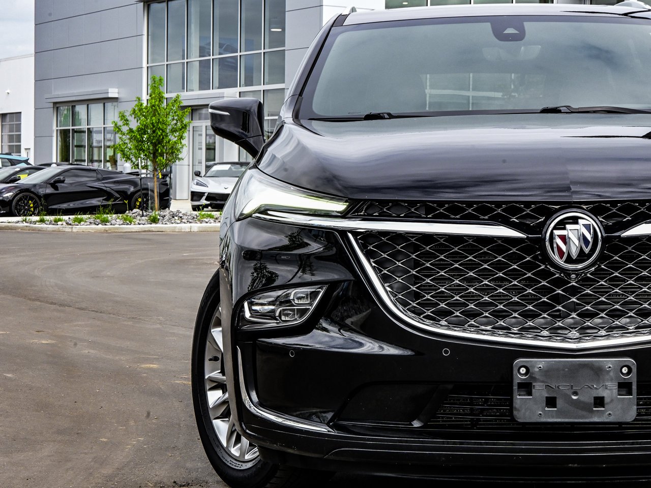 2022 Buick Enclave AWD 4dr Avenir Black Sherwood Park - photo #4