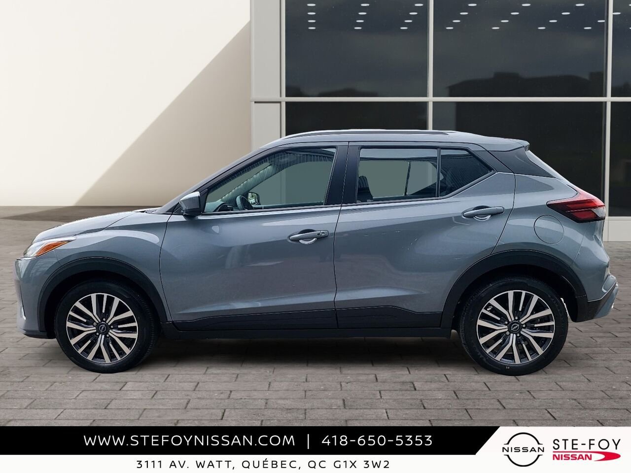 Nissan Kicks SV TA 2024 Gris Ste-Foy - photo #4