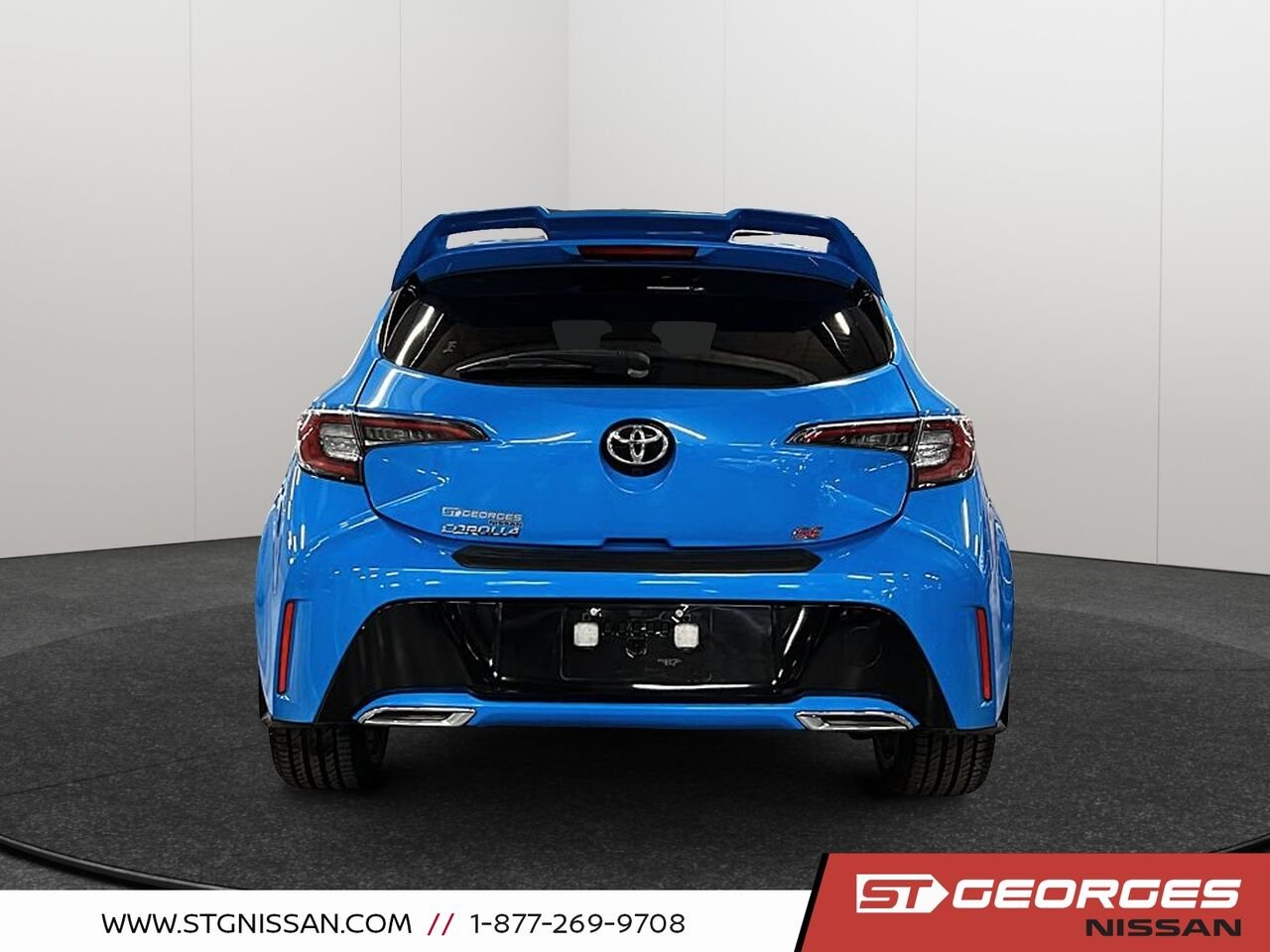2021 Toyota Corolla Hatchback Blue Saint-Georges - photo #2