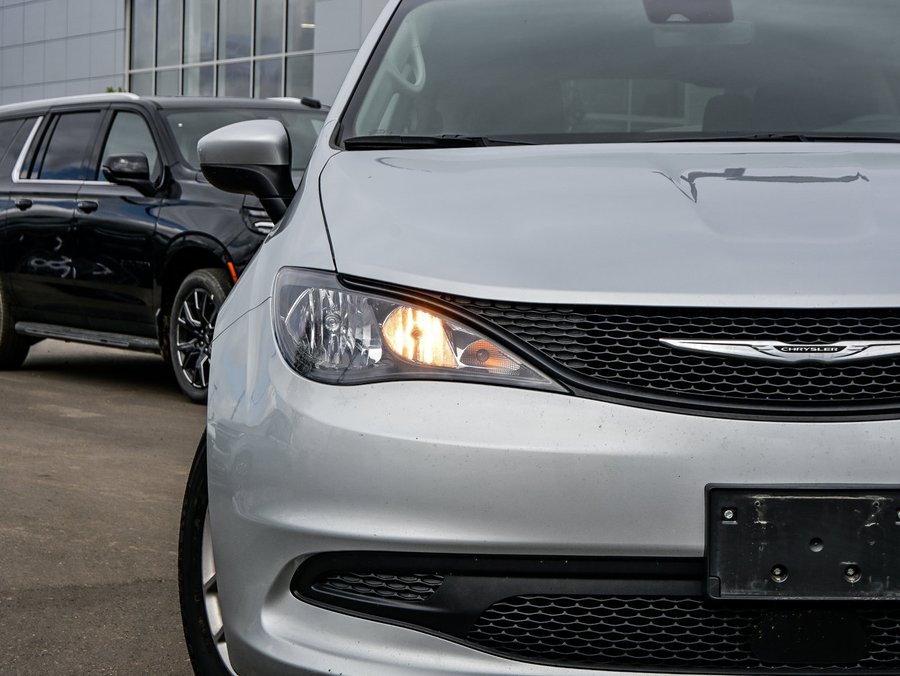 2023 Chrysler Grand Caravan 2023 Grey