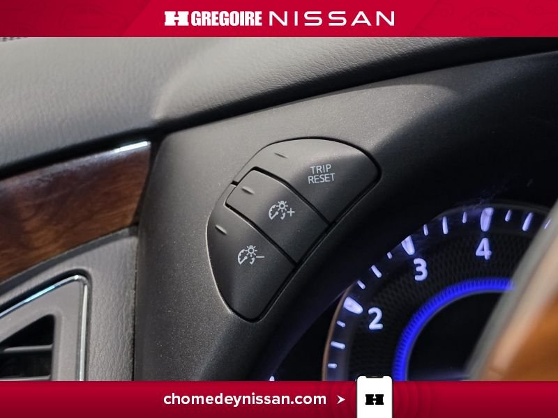 Infiniti QX80 CS6950 | Cuir * Toit * GPS * 7 Places 2017 Blanc Laval - photo #19