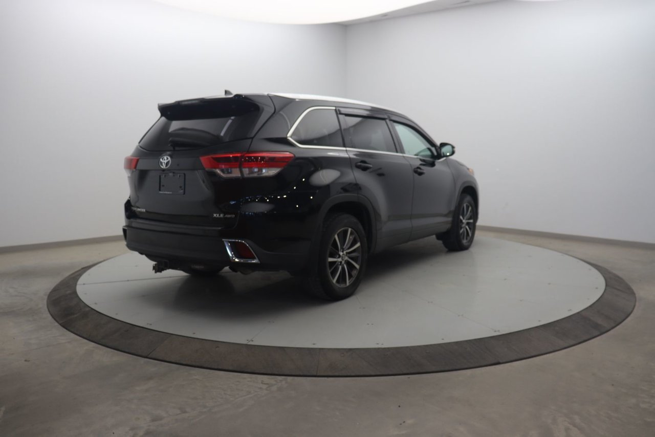 Toyota Highlander NIV 5TDJZRFH7HS514769 2017 Noir Baie-Comeau - photo #3