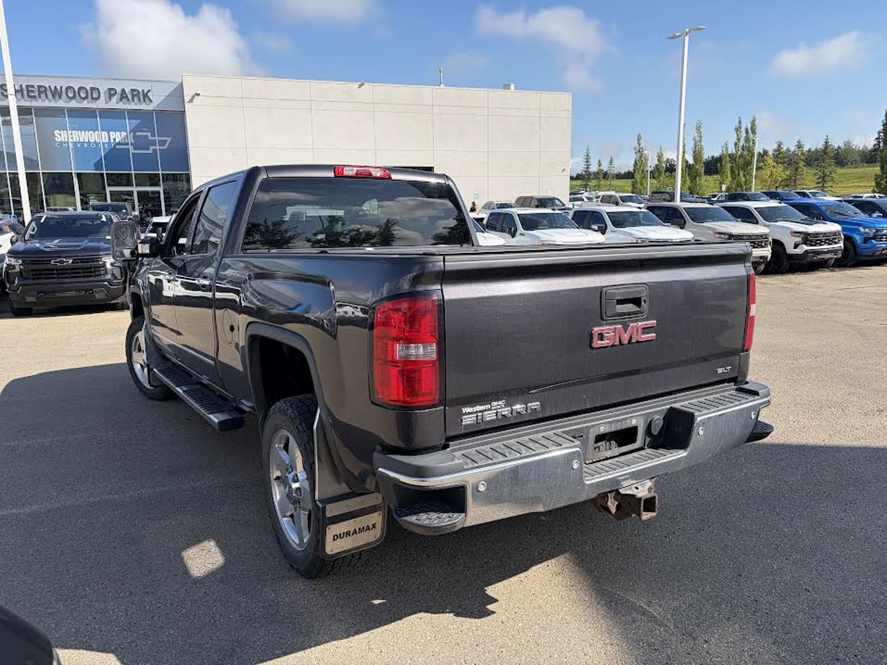 2015 GMC Sierra 2500HD 4WD Crew Cab 153.7 SLT Grey Sherwood Park - photo #3