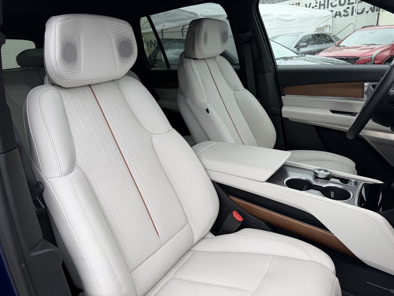 Cadillac VISTIQ Sport AWD FINANCEMENT À PARTIR 3.99% 2026 Bleu Laval - photo #19