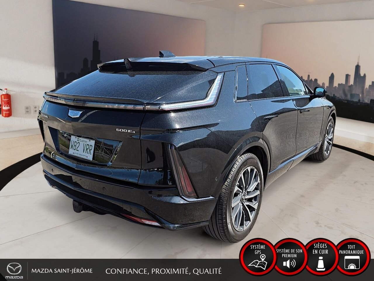 2025 Cadillac LYRIQ TRANSFERT DE BAIL $879/MOIS +TX BALANCE 12 MOIS Black Saint-Jérôme - photo #5