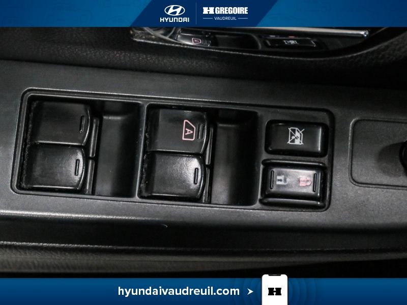 2014 Subaru XV Crosstrek Silver Blainville - photo #15