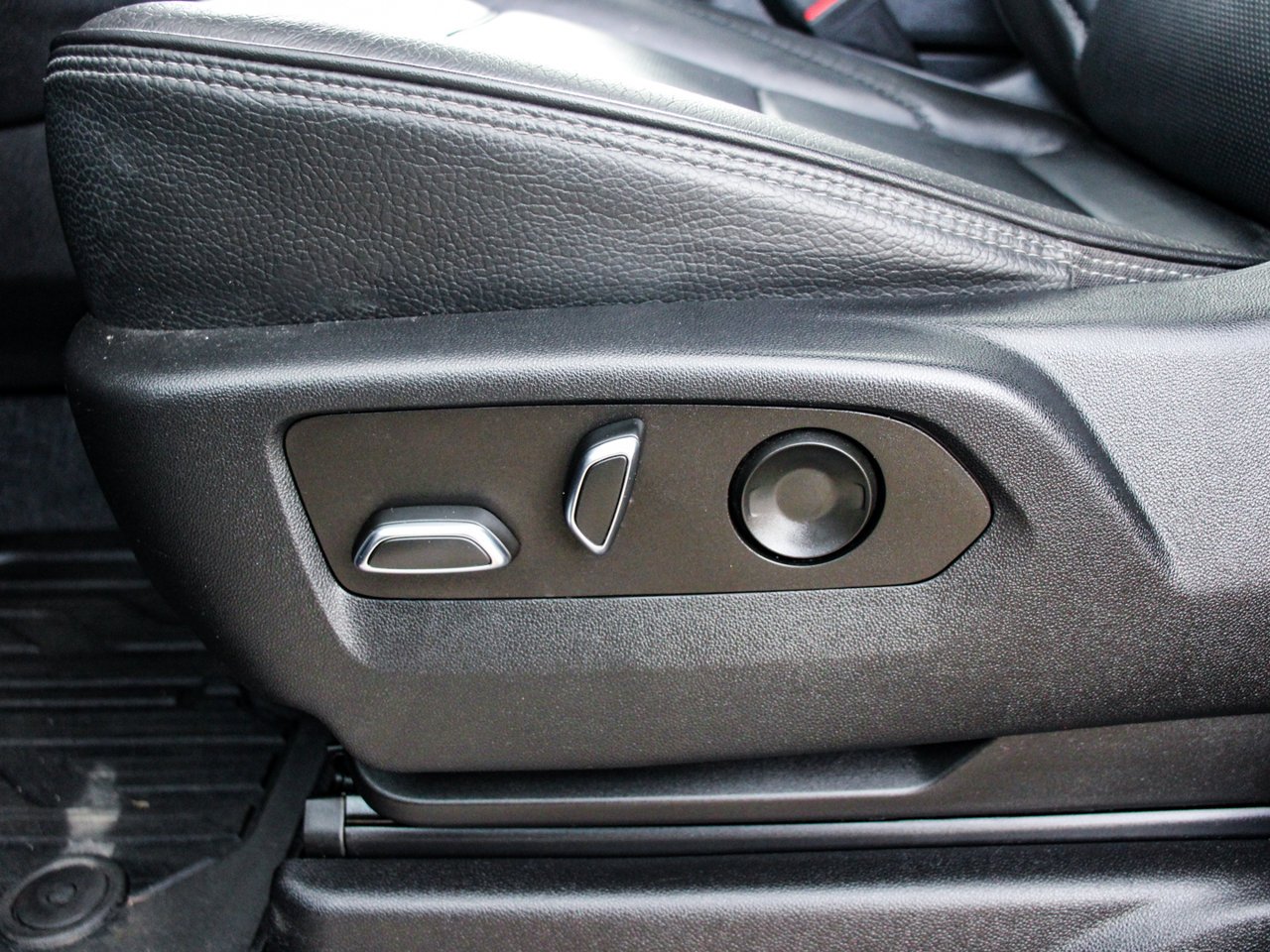2022 GMC Yukon XL 4WD 4dr Denali Grey Sherwood Park - photo #14