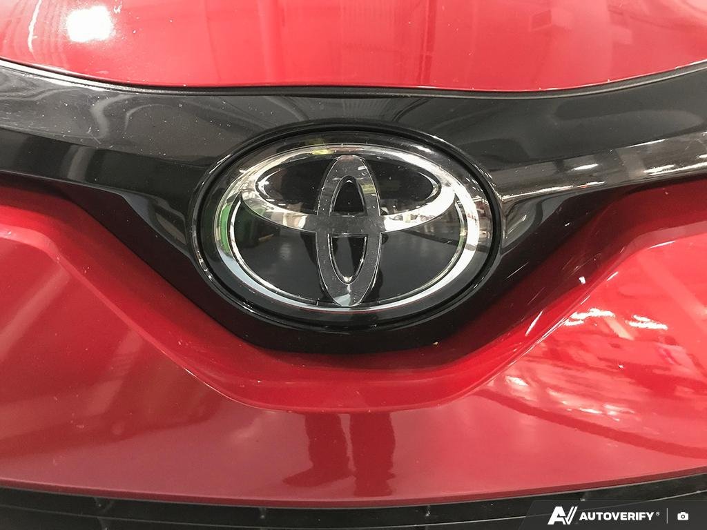 2021 Toyota C-HR 2600879A | XLE Premium Red Edmonton - photo #8