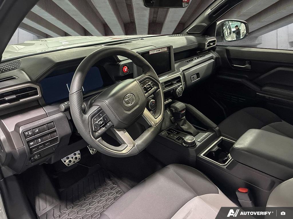 2025 Toyota Tacoma S2501714 | TRD SPORT White Edmonton - photo #12