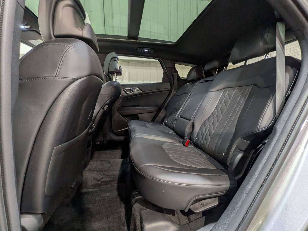 Kia Sportage X-Line Limited AWD w/Green Interior 2023 Argent Val-David - photo #11