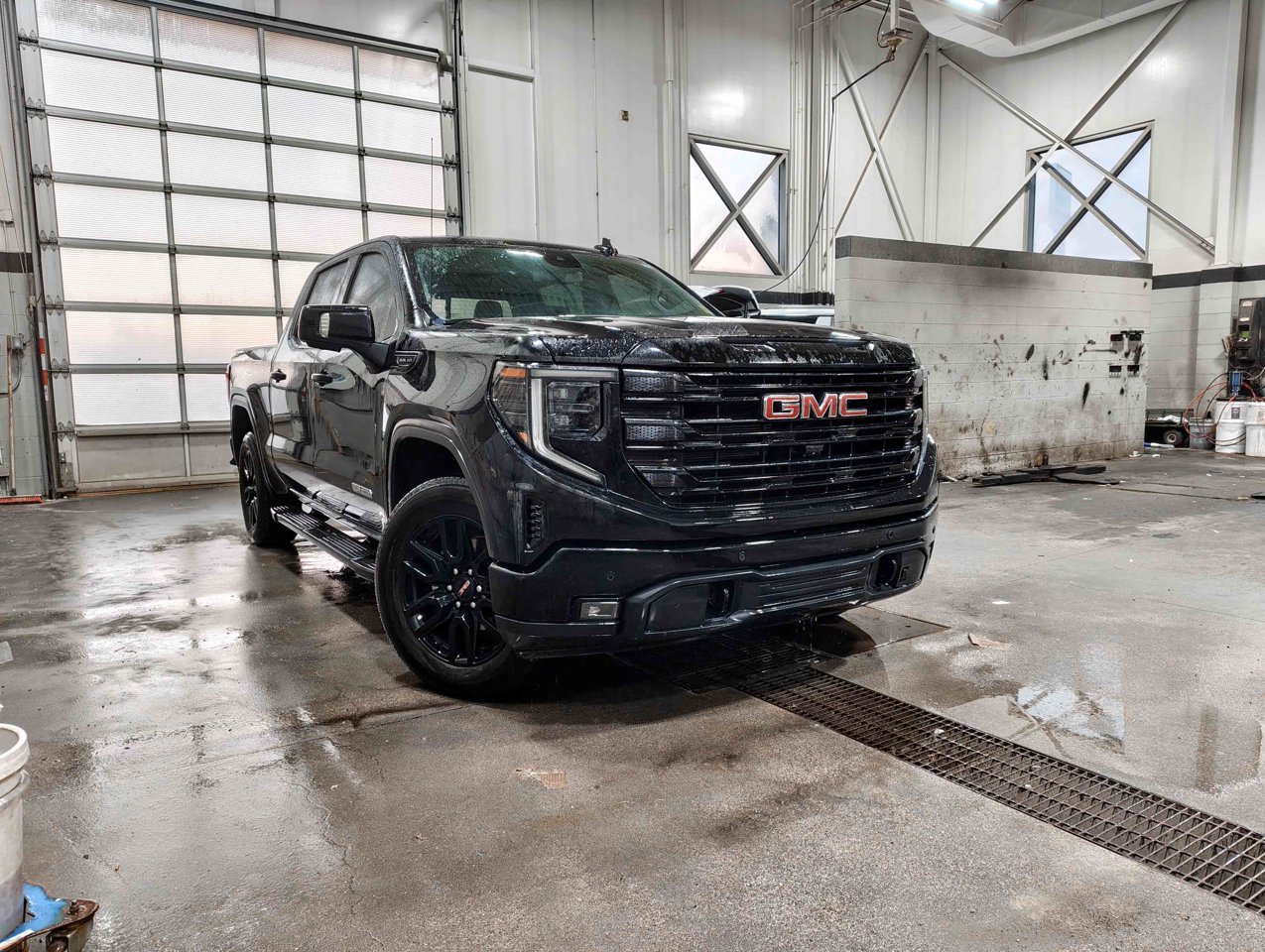 2024 GMC Sierra 1500 4WD Crew Cab 147 Elevation Black Sherwood Park - photo #7