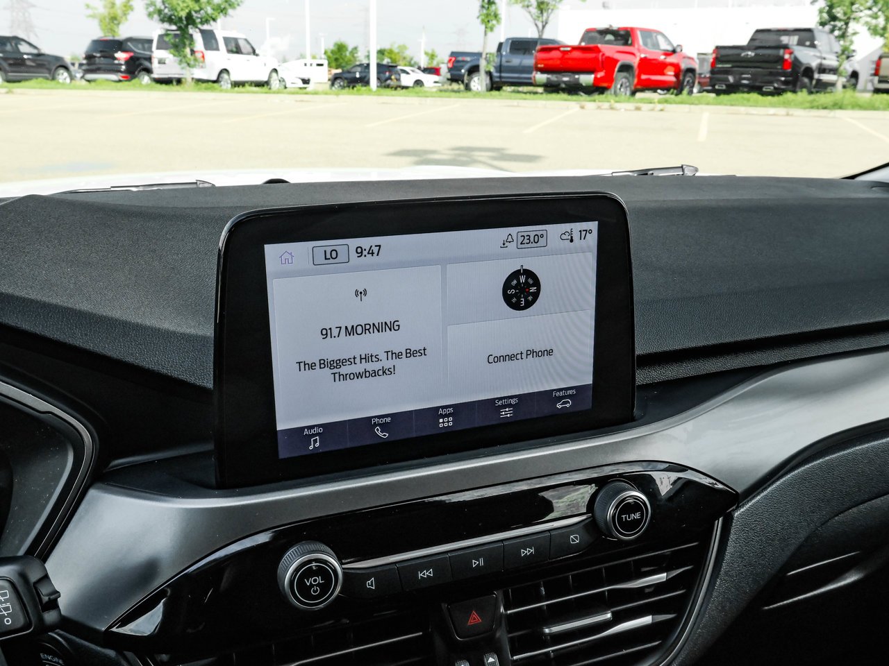 2025 Ford Escape Active AWD White Sherwood Park - photo #24