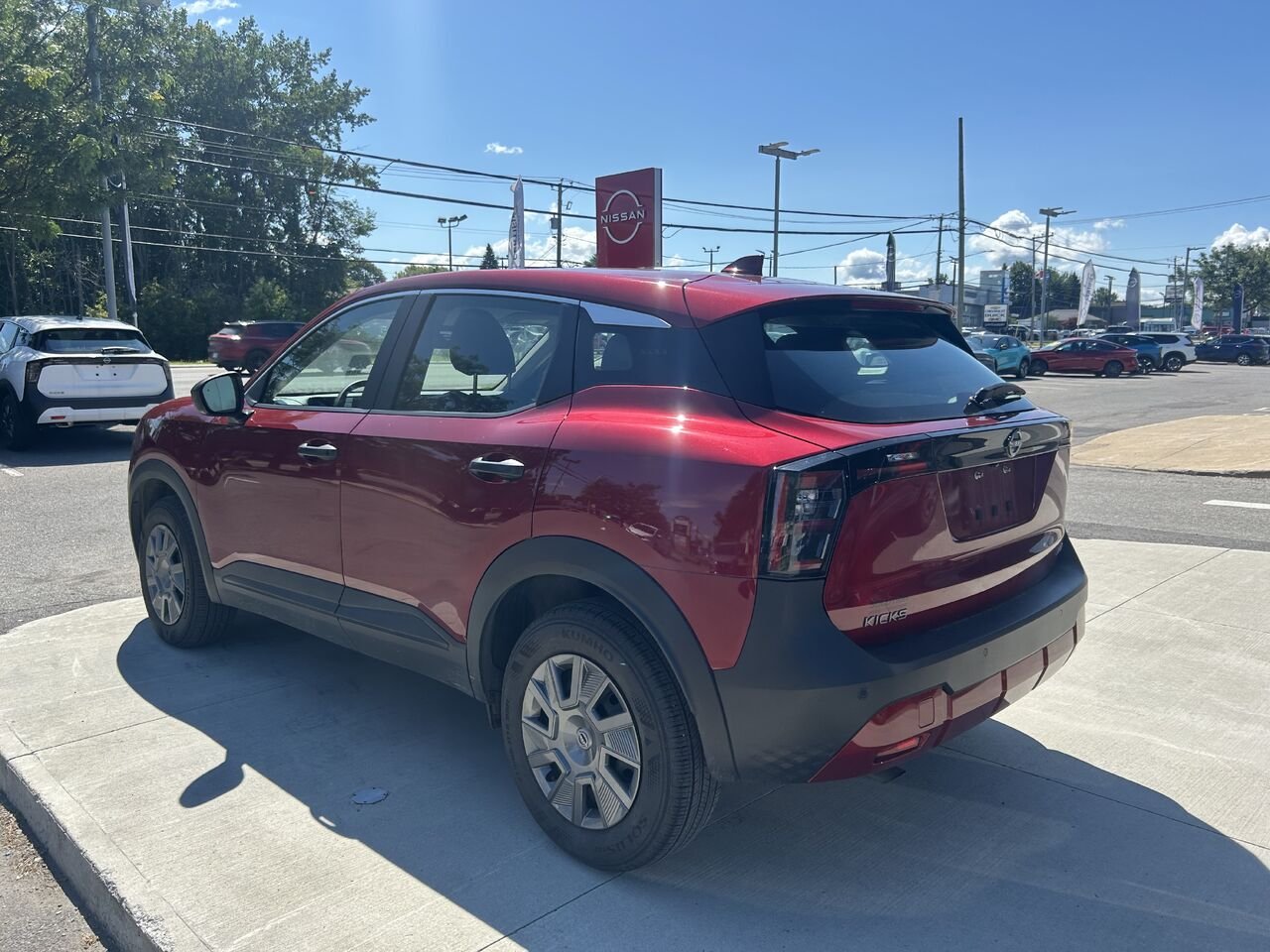 2025 Nissan Kicks Red Châteauguay - photo #7