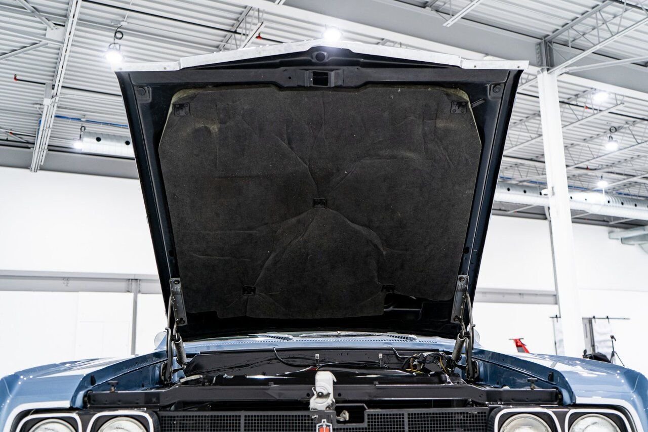 1966 Oldsmobile 442 PRIX EN USD | Matching# 400cu.in. 4-Speed Blue Montreal - photo #59